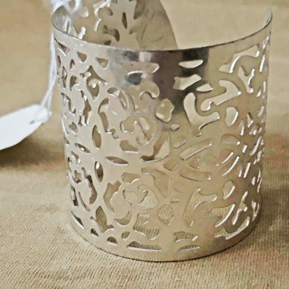 BRACELET, SILVER TONE METAL WITH CUT OUT DESIGNS,  6 ⅜ x 2 ½ INCHES, TAG ON, - Picture 3 of 6